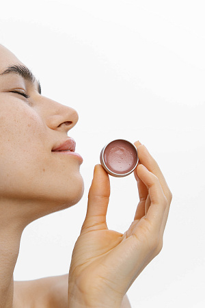 Бальзам для губ "Смородина"